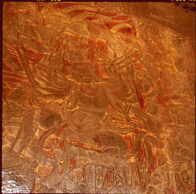 17 Wall_Relief_Angkor_Wat_Seim_Reap_536967-20h