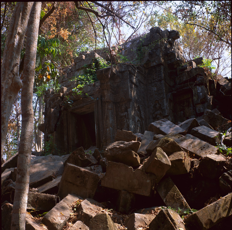 24 Ta_Prohm_Ruins_1_536967-13h