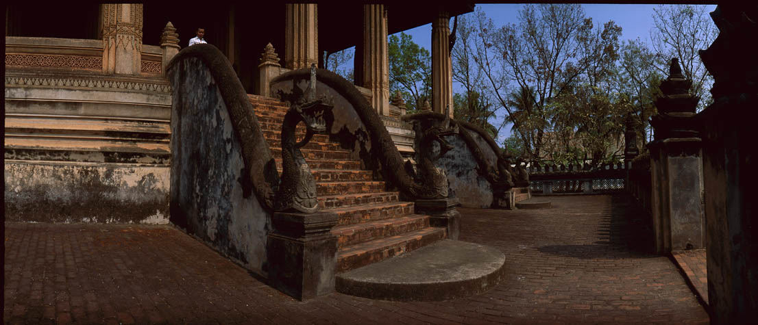 28%20Kings_Temple_Vientienne536967-30