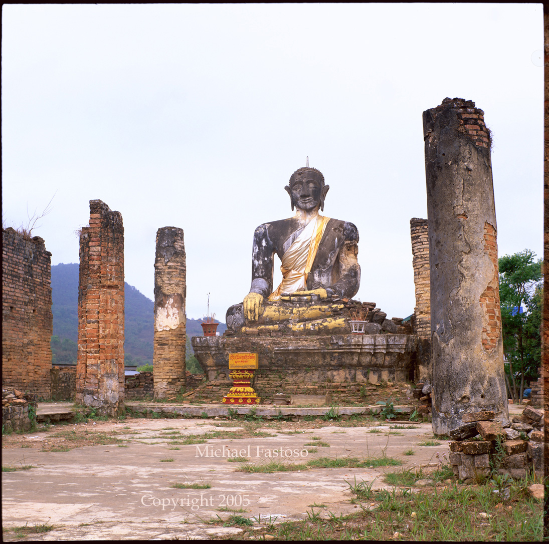 30%20Buddha_Remnents_From_Bombings_Laos_536967-08